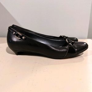 Cole Haan Black Leather Kitten Heel